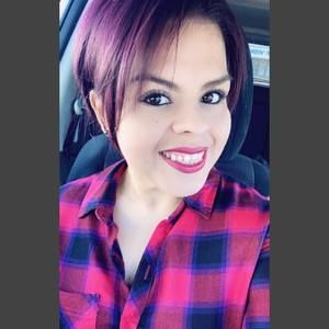 Meet your Posher, Dariela